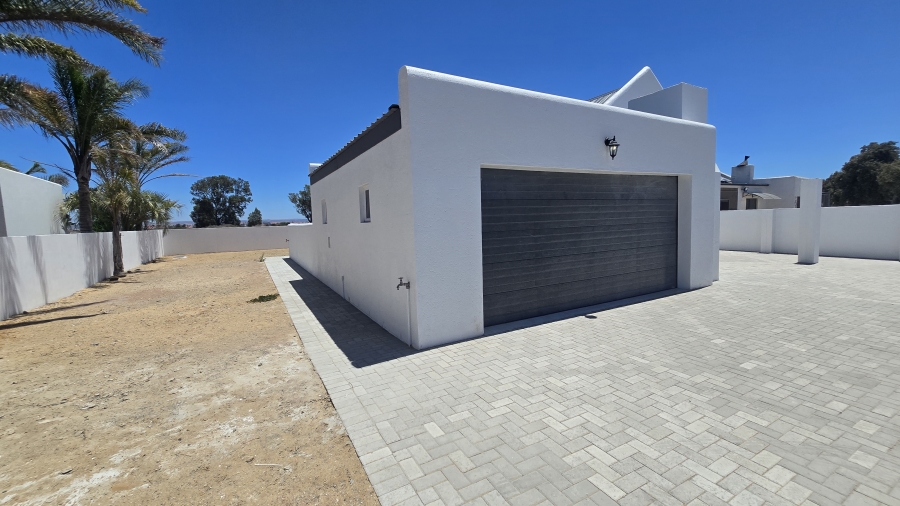 3 Bedroom Property for Sale in Laaiplek Western Cape